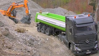 Schwerstarbeit für den Mercedes Actros 6x6 / Starke Arbeit auf der Baustelle