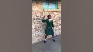 Young Xhosa girl Poetry/ Imbongi “Ndiboleken’ indlebe [Dalibhunga]”