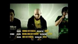 single baru motif band: 'cinta bodohi aku'