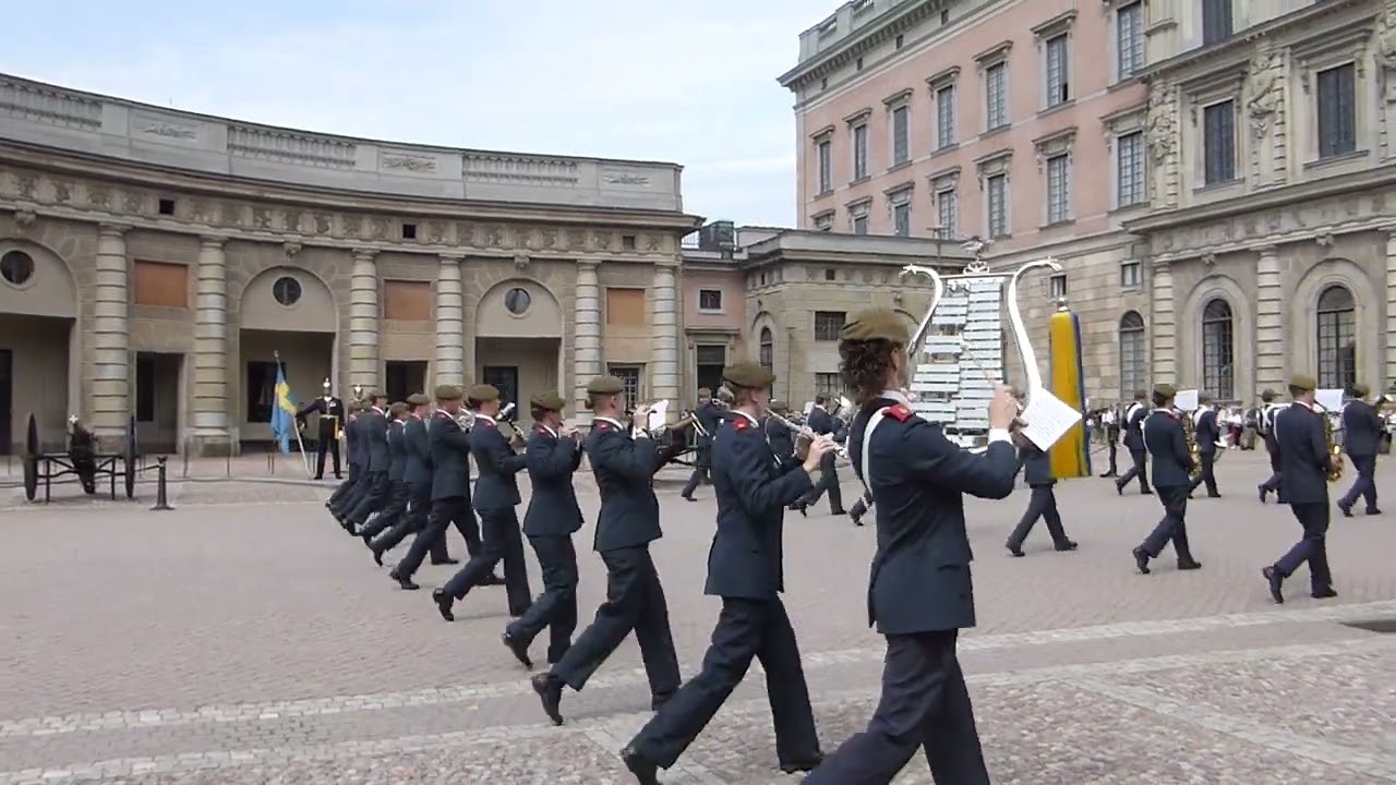 Figurativt marschprogram 3/3 | Göta livgardes marsch | Hemvärnets musikkår Eslöv