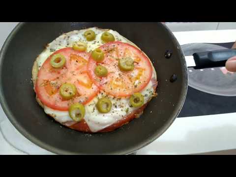 PIZZA DE AVEIA DE FRIGIDEIRA - ALMOÇO/JANTAR LOWCARB EM 5 MINUTOS