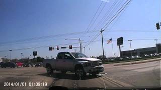 Car Crash, Tulsa OK 9/7/2015 - American Dashcam 41st and Memorial