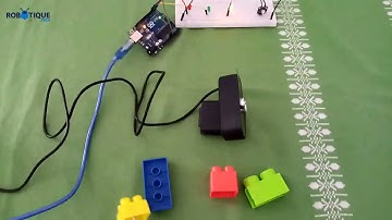 Real-time color detection using webcam and Arduino