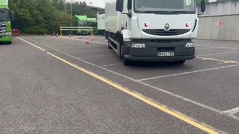 HGV Training .Category C Class 2 Module 3a Reversing test @kimdrivertraining