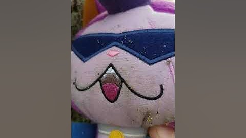 Climbing on trees with badinyan