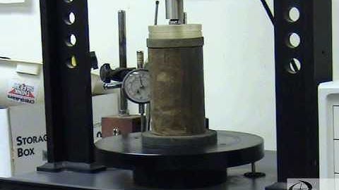 Unconfined Compression Test 02