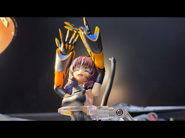 ことりあそび　ことり軍服・白虎　MDD 英雄的造形】蝸之殻「TIGER-05 釜虎」開封レビュー - YouTube