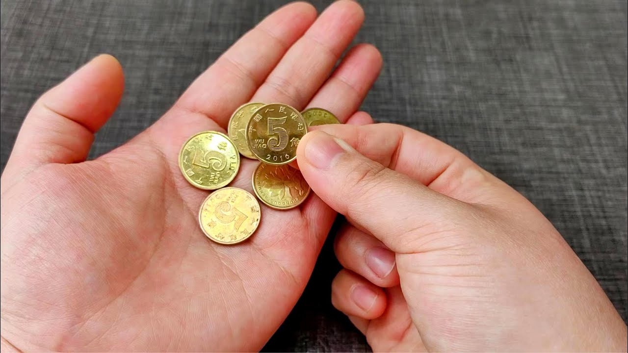 在墙角放一枚5角硬币，解决了家家户户的大难题，省钱又实用