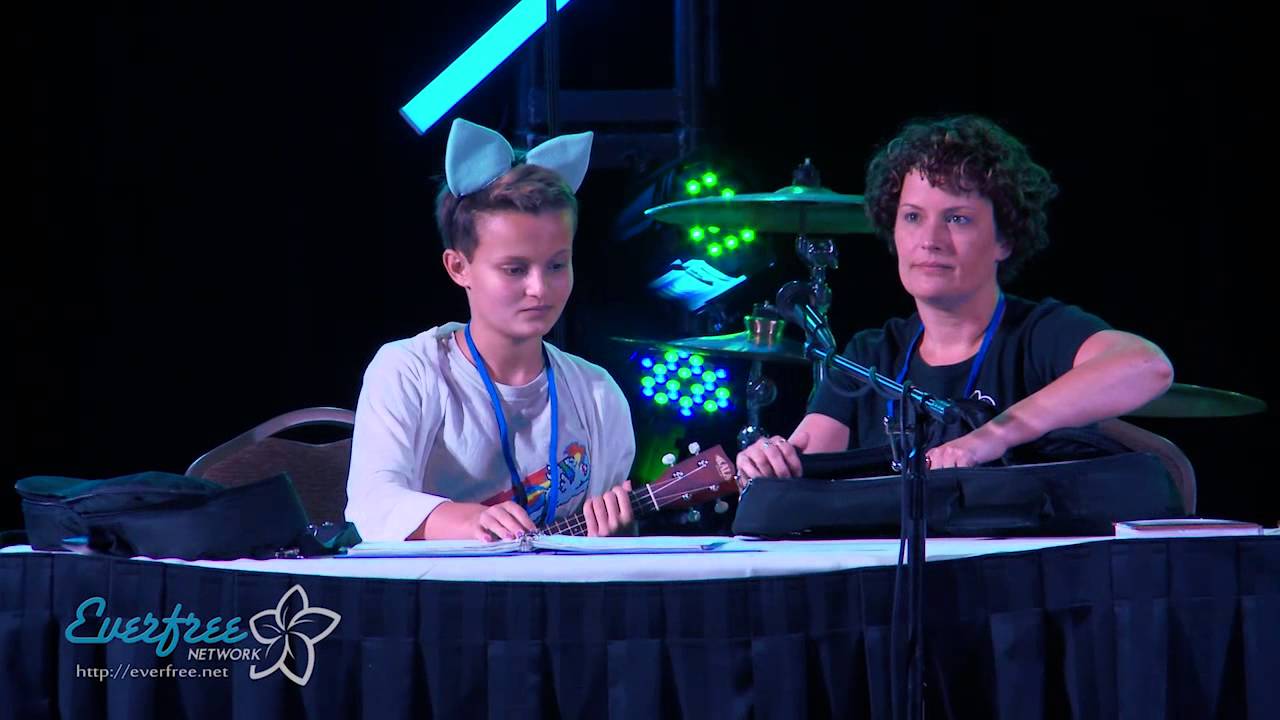 Everfree Northwest 2013 - Meet the Writer