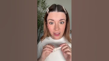 Faux freckles are so in right now! #fauxfreckles