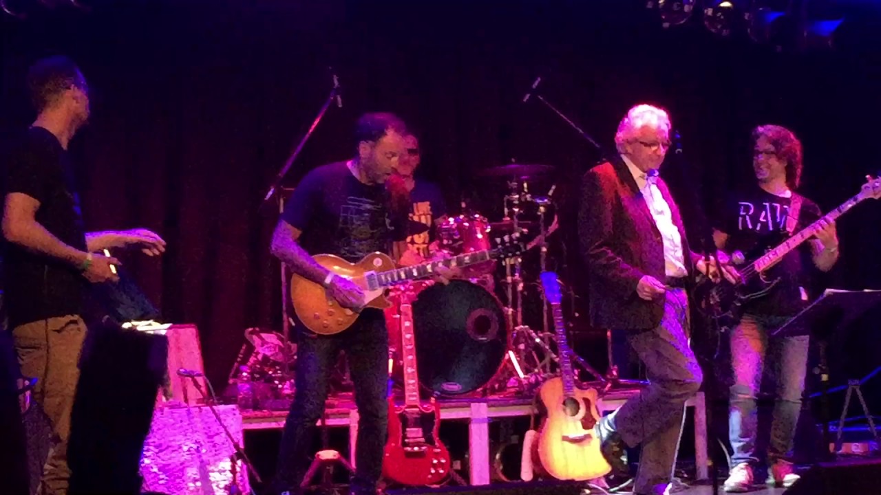 40 jaar De Wieken The Millcorner Bluesband - Walking the dog (mei 2017)