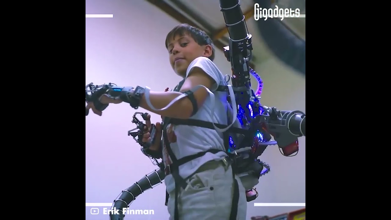 Real-life Dr. Octopus suit by Erik Finman 