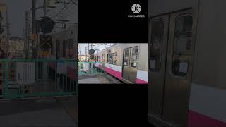 【新京成電鉄】元山駅を発車するN800系