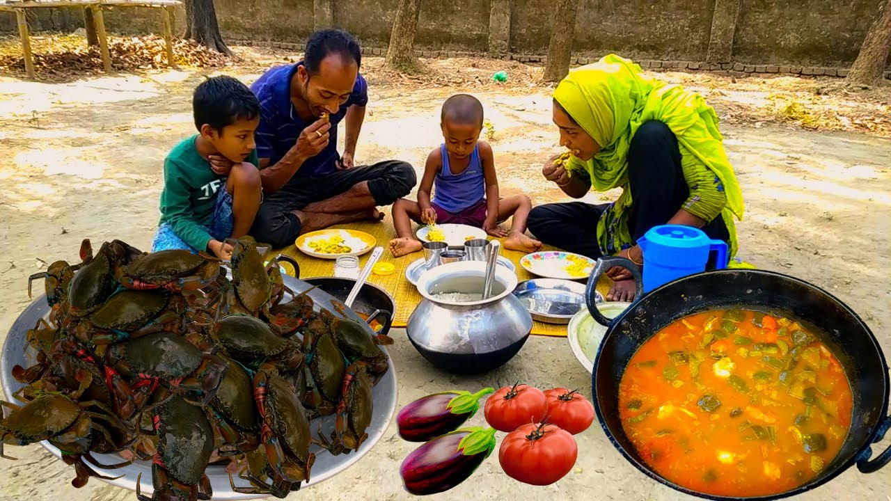 Our Bangladeshi Village Mother Cooking Famous Crab Curry Recipe for her Family ||rural villager life