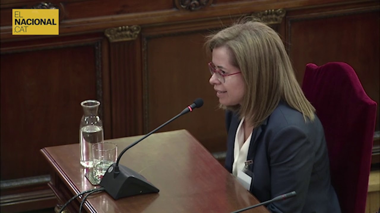 el nacional periodico JUDICI PROCÉS | La directora de Serveis de Governació explica el contracte per comprar urnes