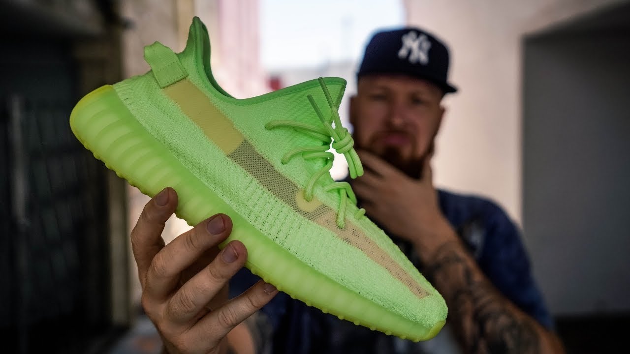 HOW GOOD ARE ADIDAS YEEZY 350 GLOW? (Are Worth Buying?) YouTube