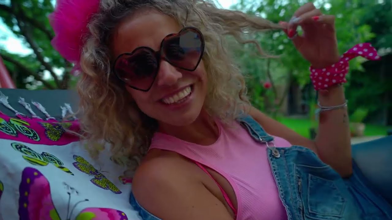 Cuspide - Bugiarda (Official Video)