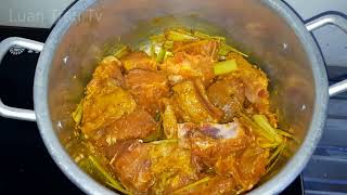 Download Lagu Vietnamese dish curry pork ribs MP3 Download Lagu Vietnamese dish curry pork ribs MP3
