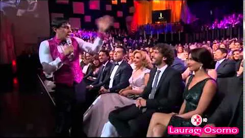 Premios TVyNovelas 2015 Carmelo Les Hace Chistes A...