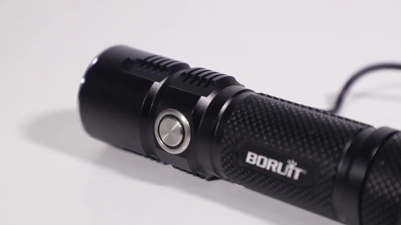 Boruit 3600lumen led flashlights yihosinled.com long range rechargeable XHP70 USB OTG Flash Light