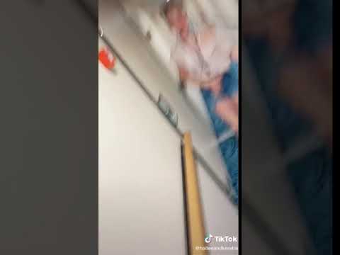 💚🤣 tiktok haileeandkendra