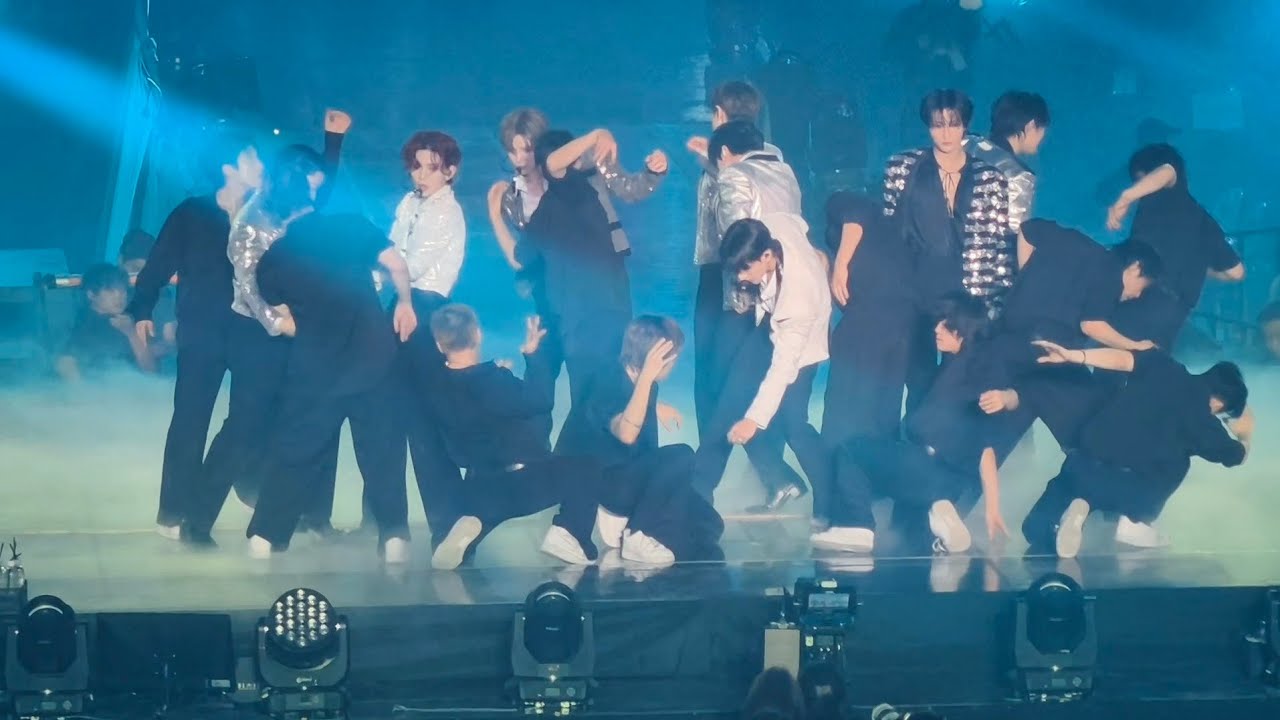 250322 ATEEZ - Silver Light | TOWARDS THE LIGHT : WILL TO POWER FINALE IN SEOUL (D1)