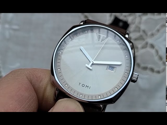 Tomi T044 Men's Minimalist Leather Casual Quartz Watch-Brown Silver