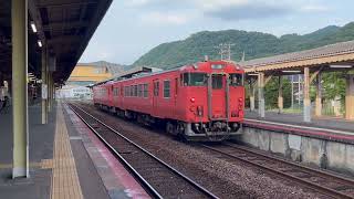 山口線普通列車(キハ40系+キハ47系)・山口駅に到着