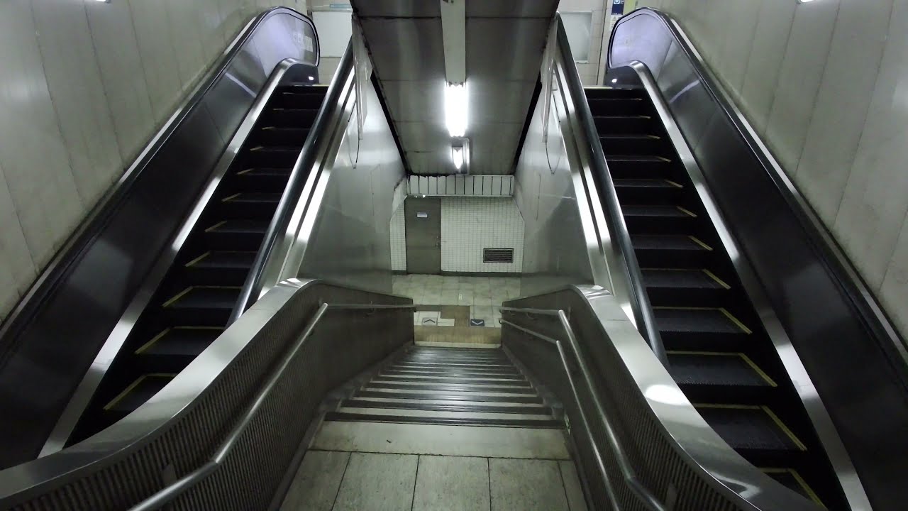 東京メトロ東西線 木場駅 西船橋寄りのエスカレーター&階段