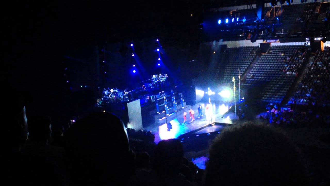 Cirque Du Soleil Michael Jackson Smooth Criminal