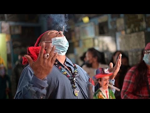 Guatemalan faithful honour Saint Simon in indigenous village