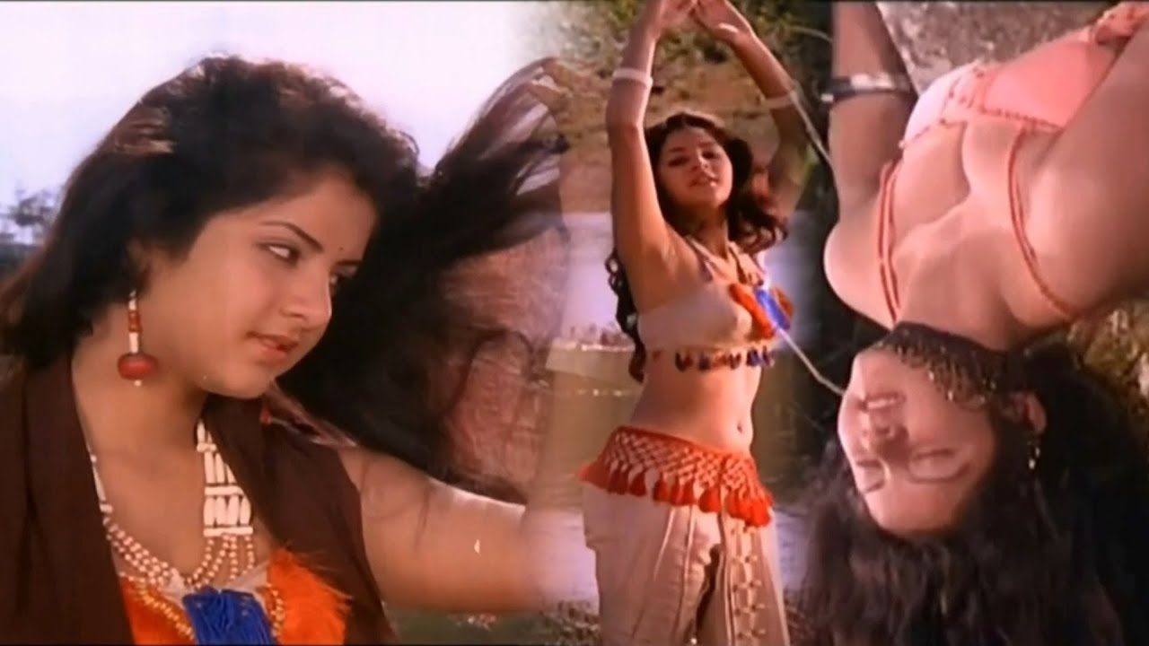 Divya Bharti Hot Song Edit - YouTube