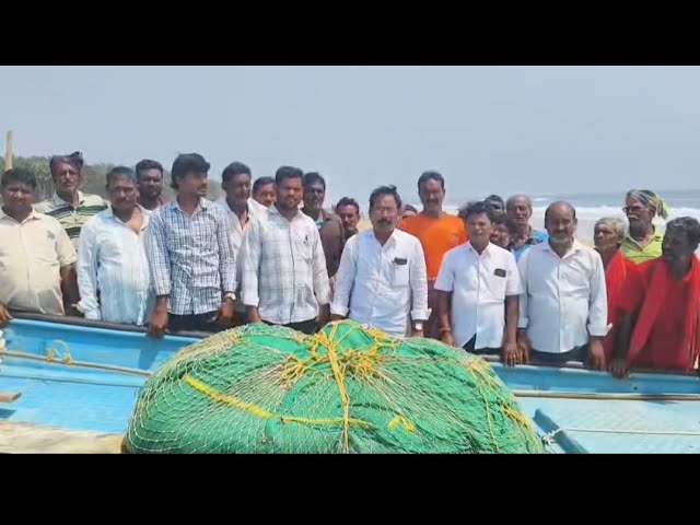 నక్కపల్లి మండలం డి.ఎల్.పురం వద్ద నిరసన డిమాండ్