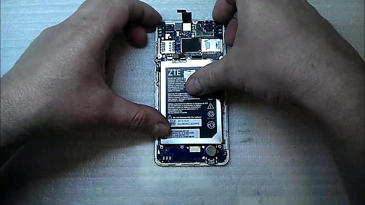 Как на телефоне zte 210 экран поменять Ремонт ZTE Blade X3 D2 T620 A452 - замена OGS - разборка - YouTube