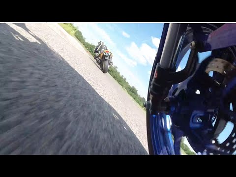 Videó: A mitikus Yamaha YZF-R6 elhagyja az utat, és csak körmotorként marad az R6 RACE-szel