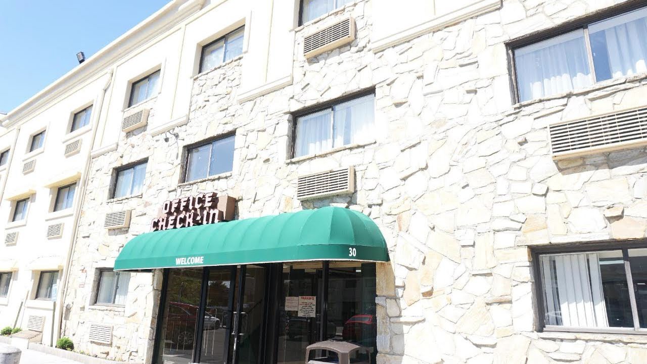 [HotelATG] Review Floral Park Motor Lodge - Adults Only