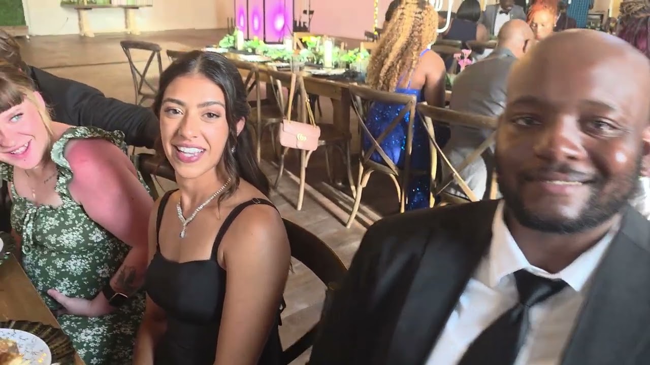 Ever After Farms Blueberry Barn Video Guest Book 1.0 