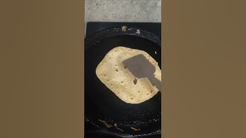 Fluffy soft Chapati #viral #food #chapati #trending #shorts #reels #minivlog #roti #entertainment