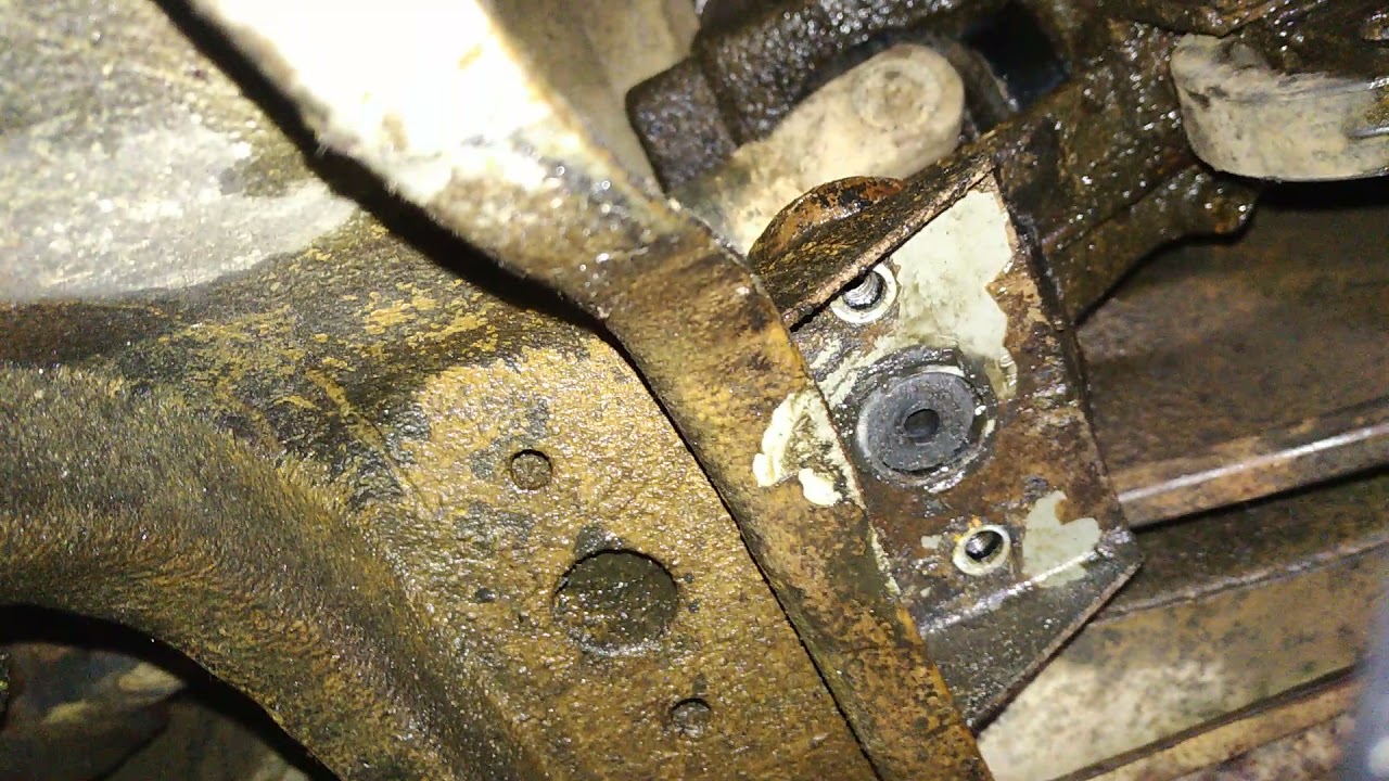 Suzuki Samurai transmission mount removal n replace, (EASY) YouTube