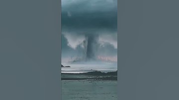 ‏ظاهرة الودق مذكورة قصتها في سورة النور الاية ٤٣