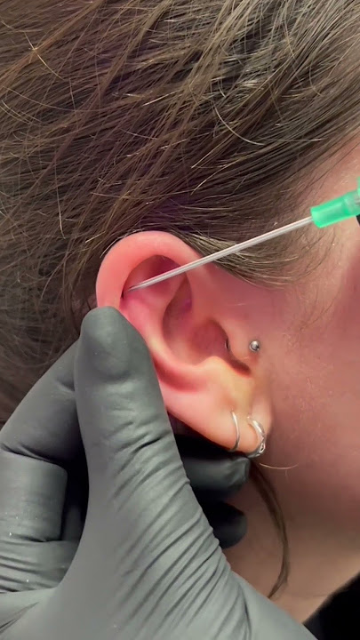 The most popular ear piercing | Helix piercing #piercing #earpiercing #helixpiercing