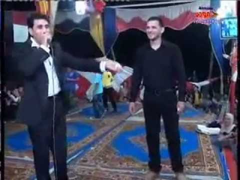 اغنيه اللى منى مزعلنى  