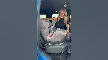🚗💨 How cool is this CYBEX Anoris T2 – the first car seat with a built-in full-body airbag! Werbung