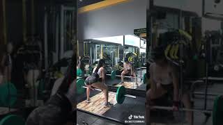 Người Đẹp Tập Gym