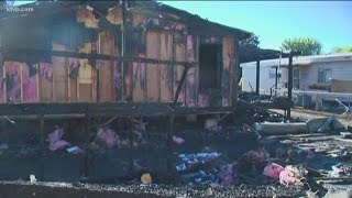 Fire destroys two mobile homes in Caldwell