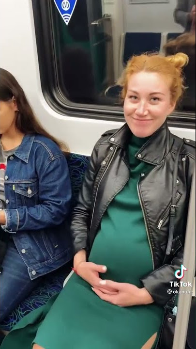 Good girl good deeds 👍 tiktok subway story meme