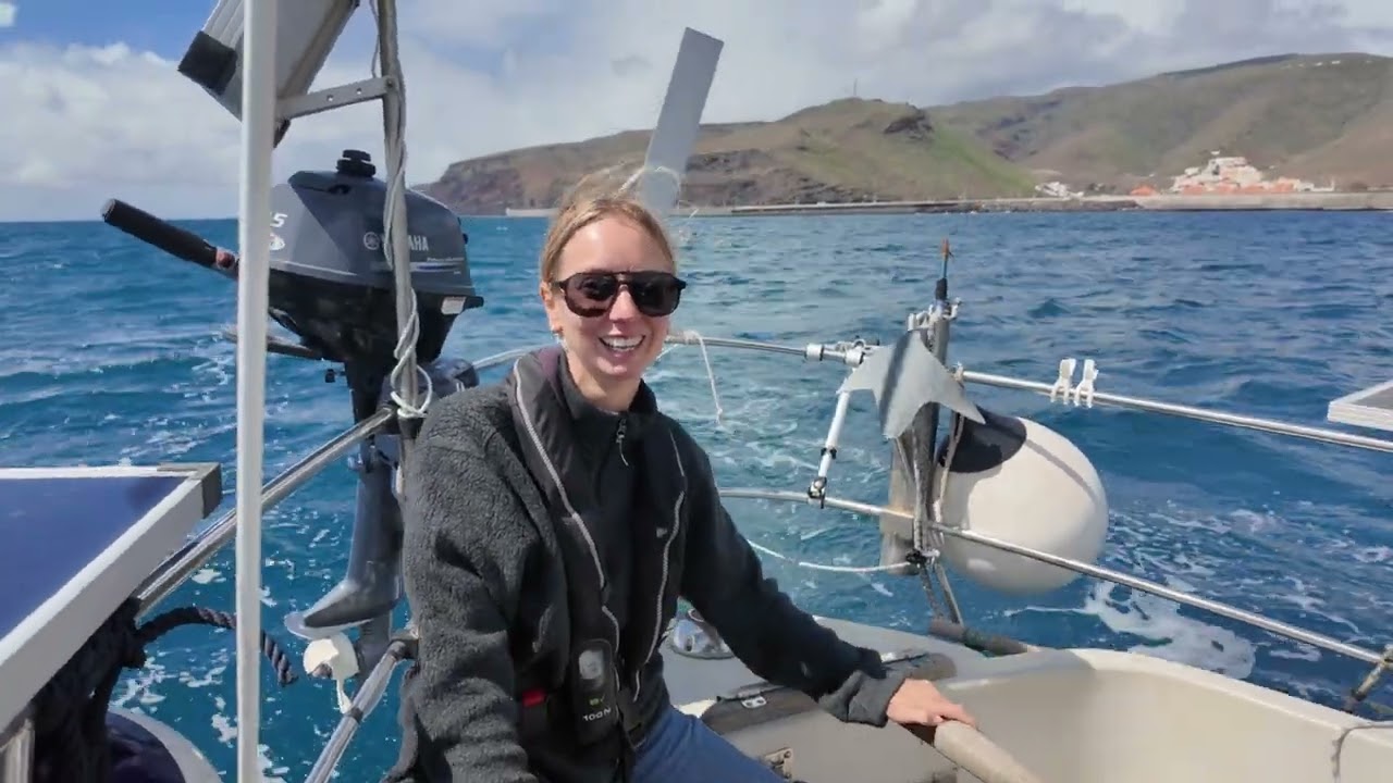 ⁣Cats and rain in La Gomera