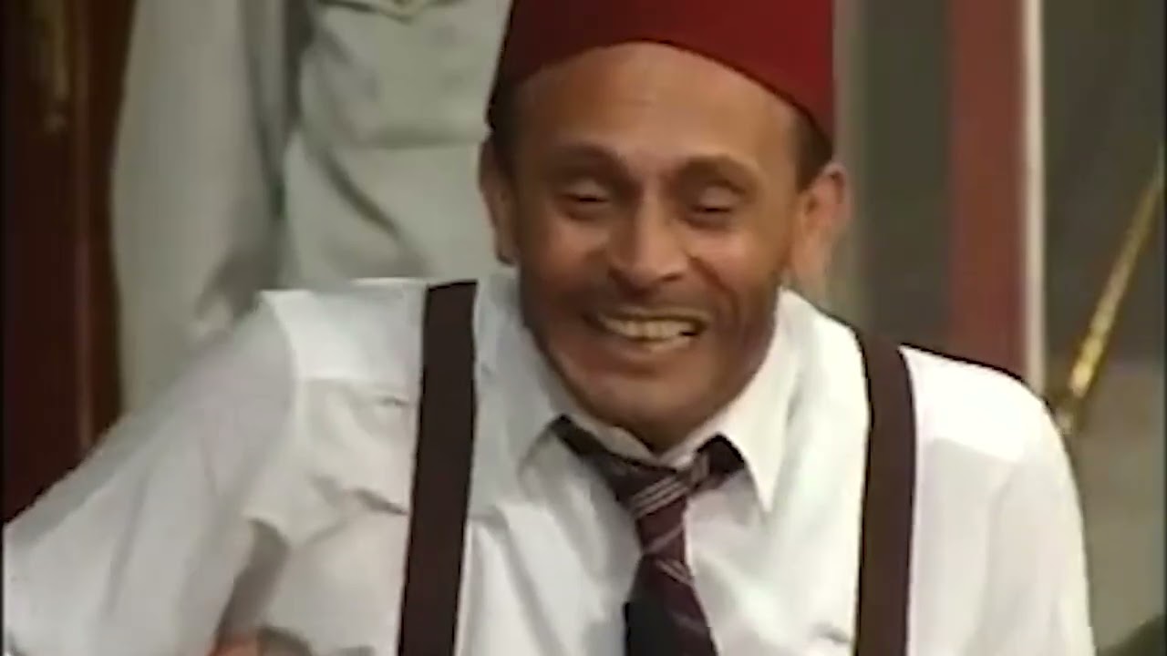 كوميدية محمد صبحي وهو بيقدم علي شغل وكارت الواسطة بتاعه اتحرق هتموت من الضحك