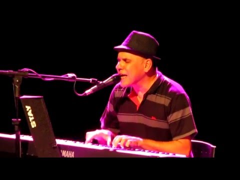 Cláudio Venturini e Telo Borges - Quem Sabe Isso Quer Dizer Amor