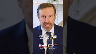 Sen Chris Murphy on corruption